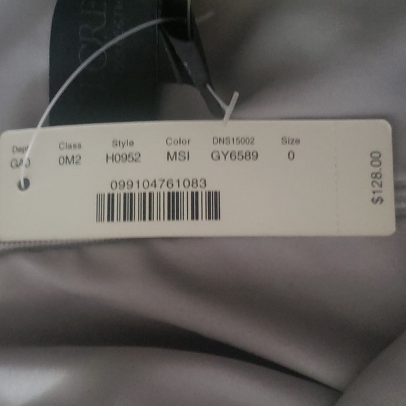 Top - Picture 4 of 4